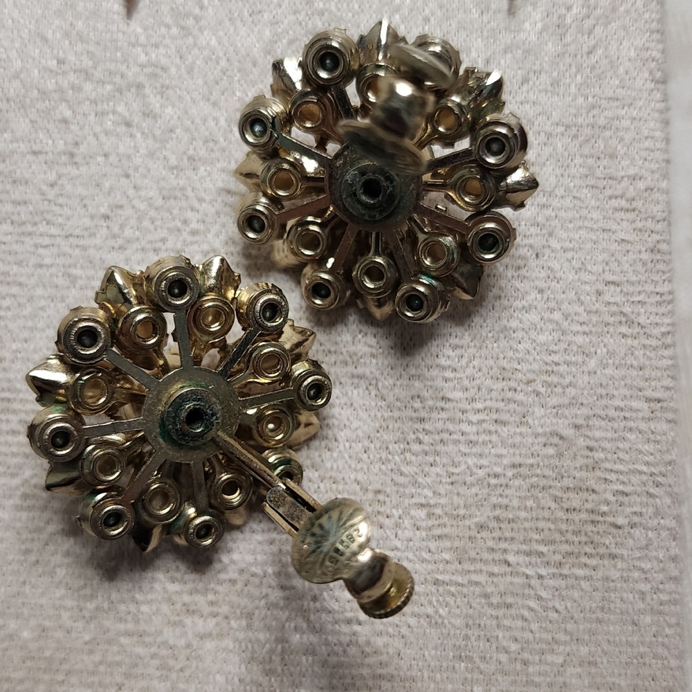 CORO MID-CENTURY SUNBURST REG. NUMBER CLUSTER EARRINGS MADE IN ENGLAND - Picture 15 of 16